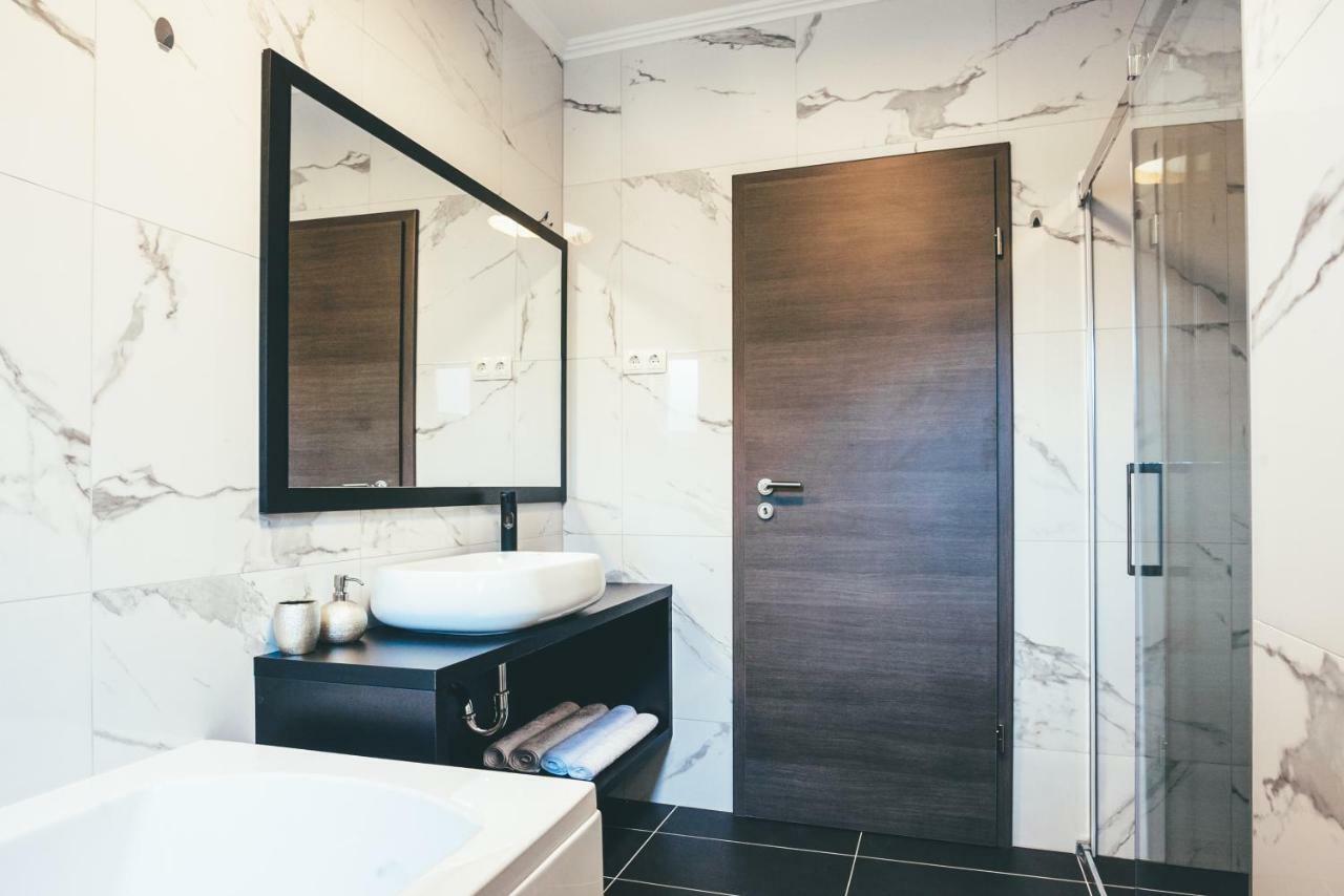 Apartments Js Bibinje Zewnętrze zdjęcie